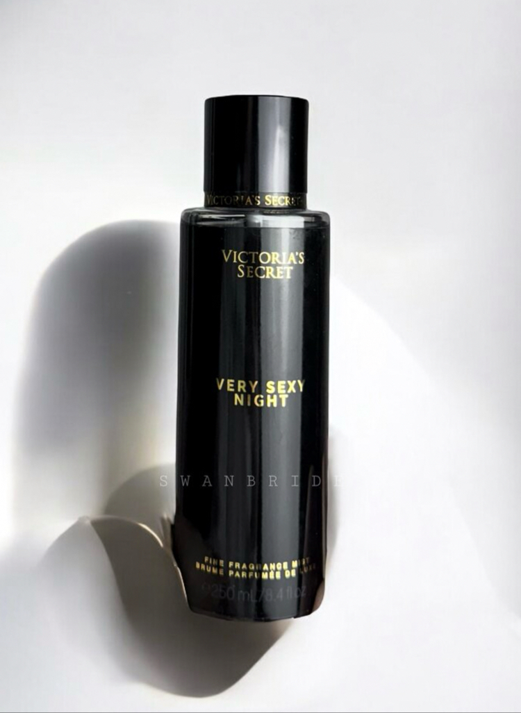 VS Very Sexy Night Vücut Spreyi