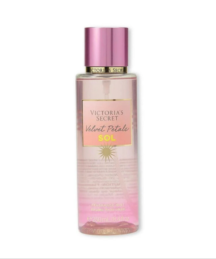 VS Velvet Petals Sol Vücut Spreyi 250ml