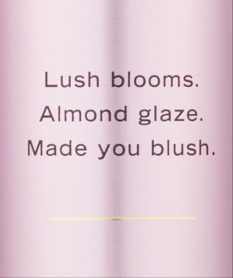 VS Velvet Petals Vücut Spreyi