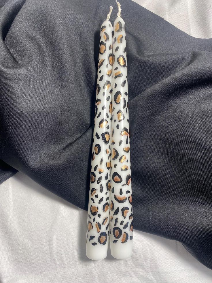 Leopar desen şamdan mumu