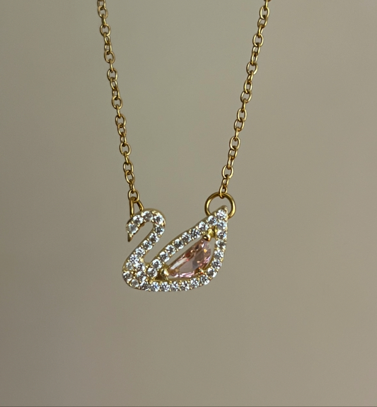 çelik pembe taşlı gold kuğu kolye