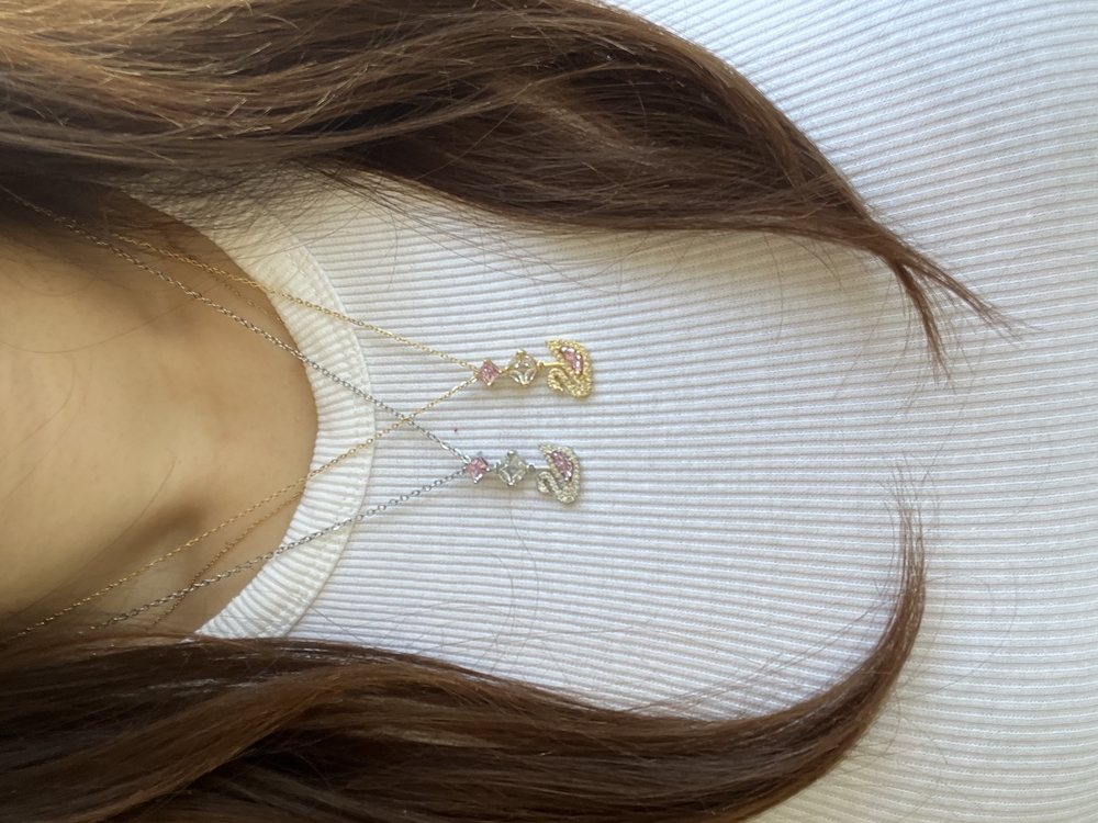 çelik swarovski kuğu model gold kolye