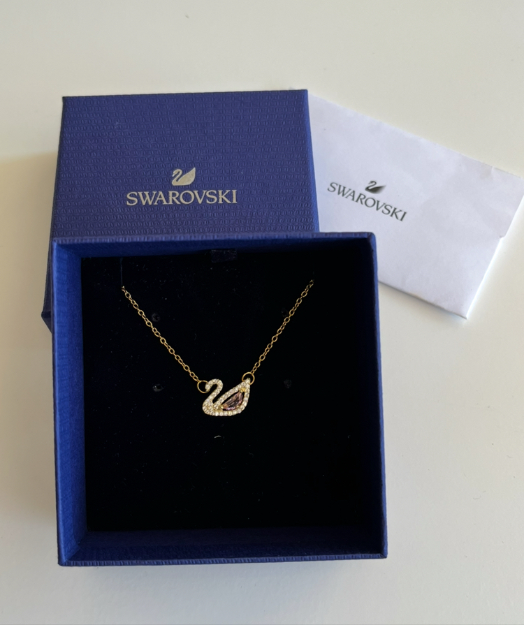 çelik pembe taşlı gold kuğu kolye