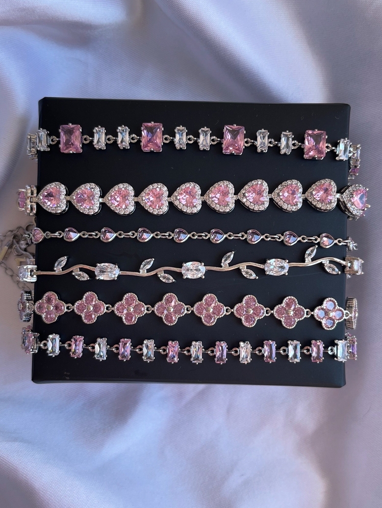 pembe beyaz taşlı silver bileklik