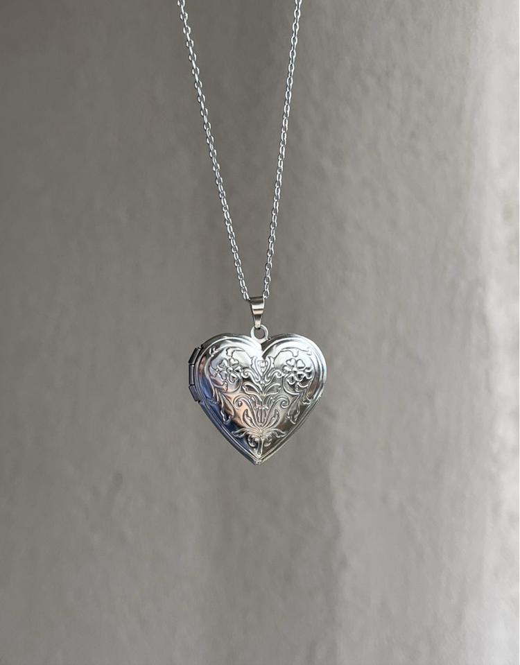 çelik kalp kapaklı silver kolye