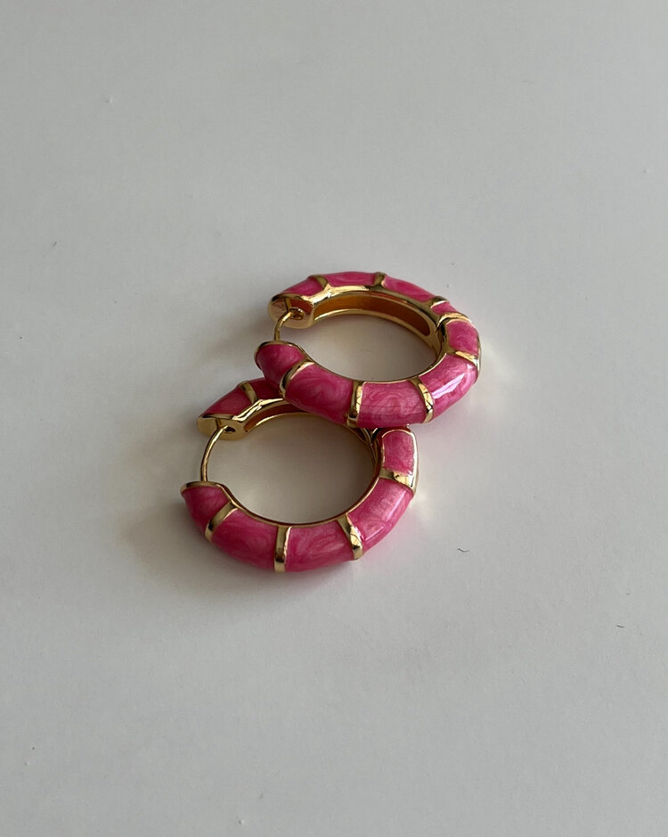 çelik pembe mineli halka küpe