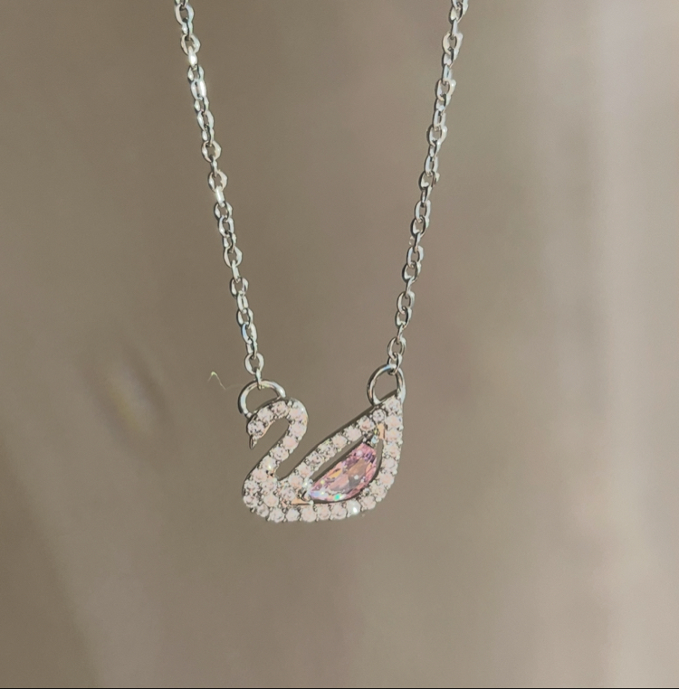 çelik pembe taşlı silver kuğu kolye