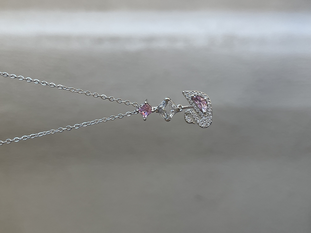 çelik swarovski kuğu model silver kolye