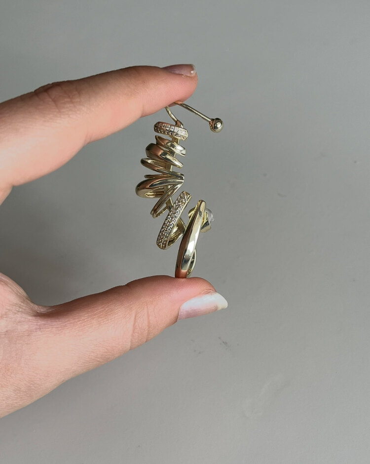 çelik taşlı gold earcuff