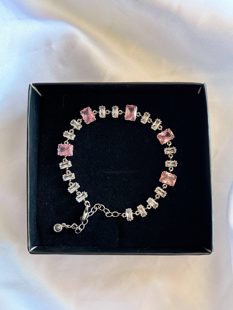 pembe beyaz taşlı silver bileklik