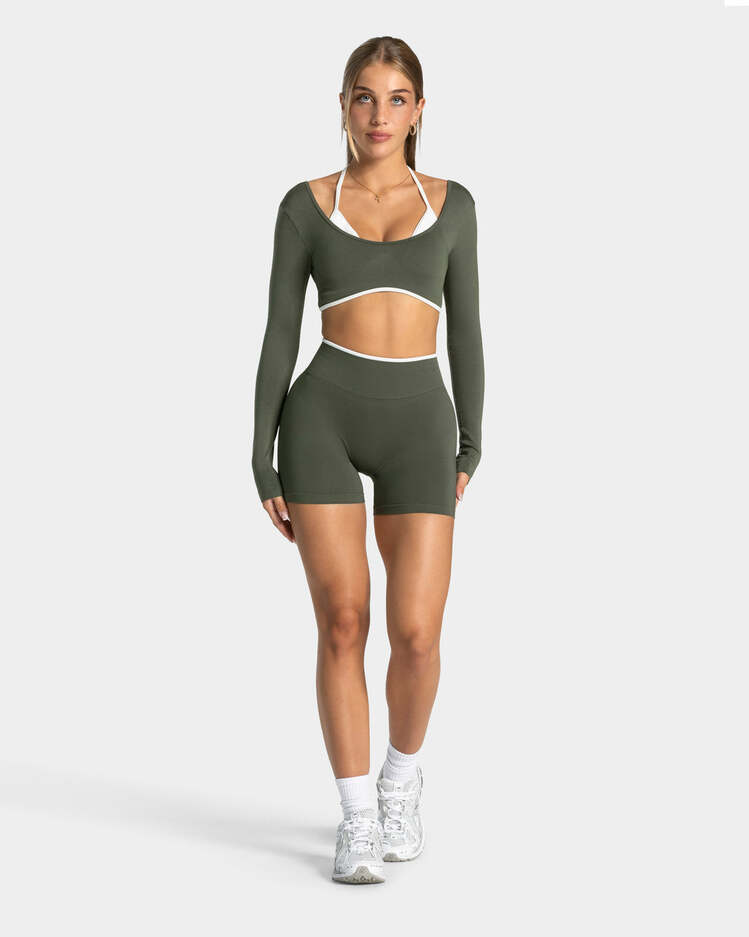 Teveo Zeytin Yeşili Uzun Kollu Crop Top - Beyaz Biyeli Seamless Tasarım
