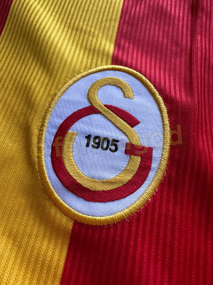 Galatasaray 1999/2000 Retro Premium Kalite İç Saha Forma