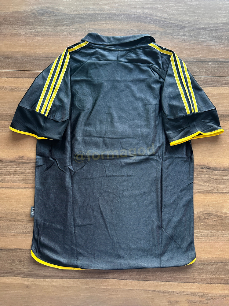 Real Madrid 1999/2000 Retro Premium Kalite Deplasman Forma