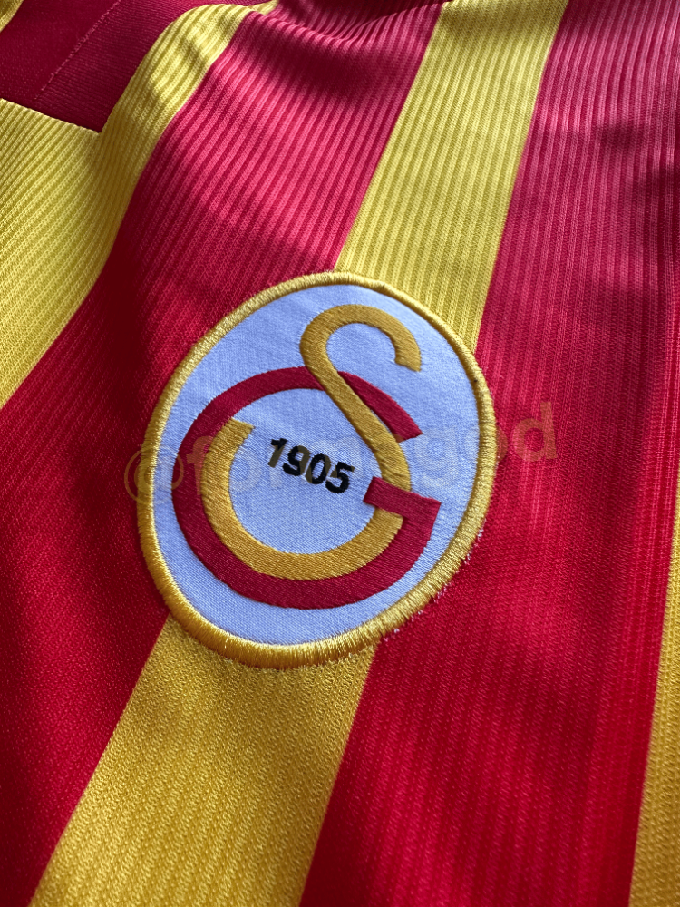 Galatasaray 2000/2001 Retro Premium Kalite İç Saha Forma