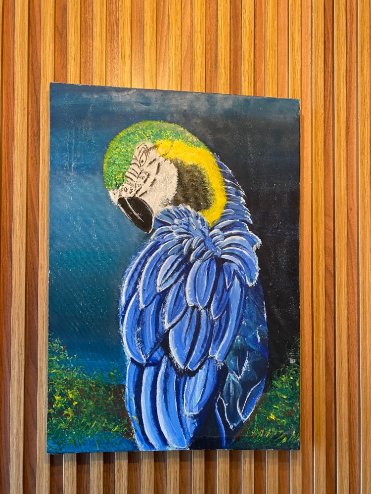 “Mavi Asalet” – 35x50 El Yapımı Akrilik Papağan Tablosu