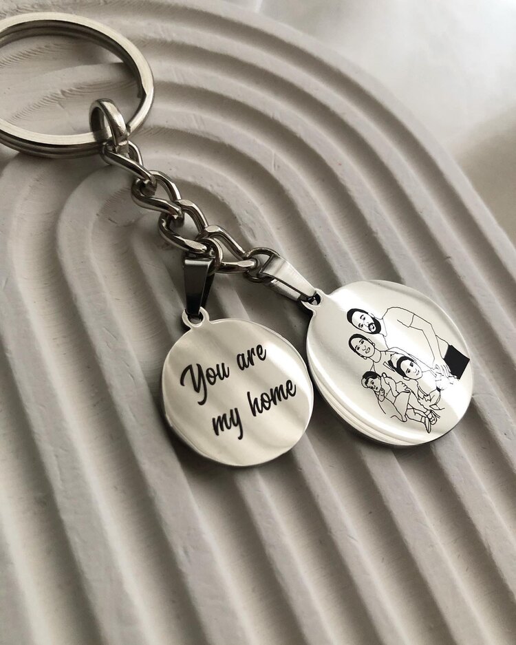 Kişiyeözel resim çizimli & yazılı çelik anahtarlık