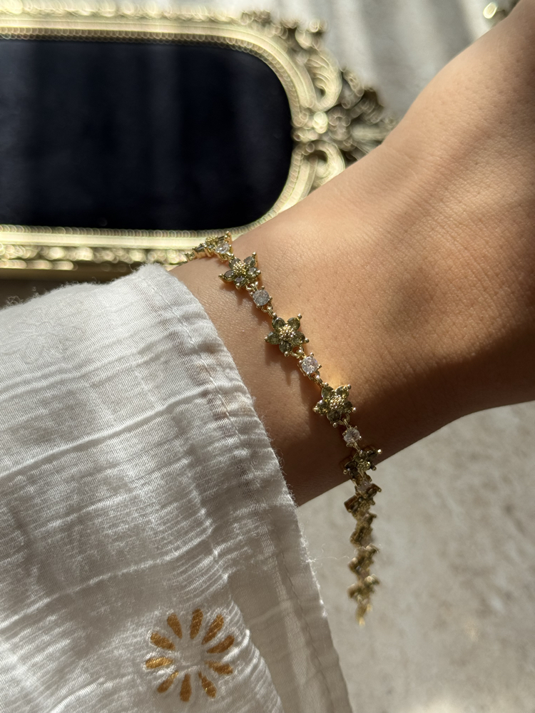 Soft Yeşil Çiçek Bileklik | 14k vip