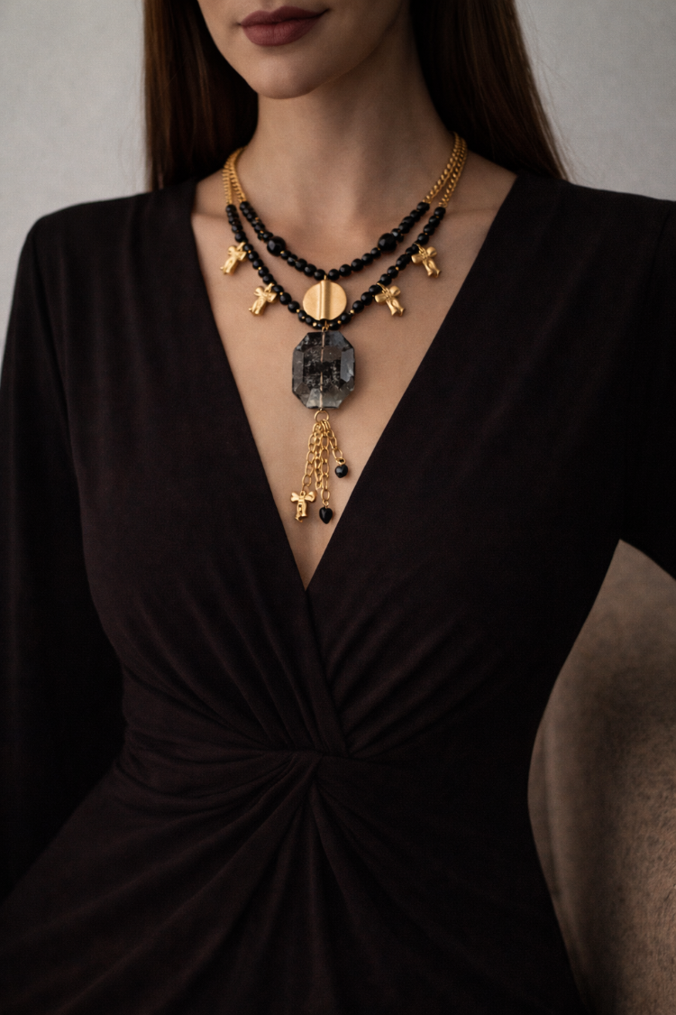 Royal Noir – Rutil Kuvars Statement Kolye
