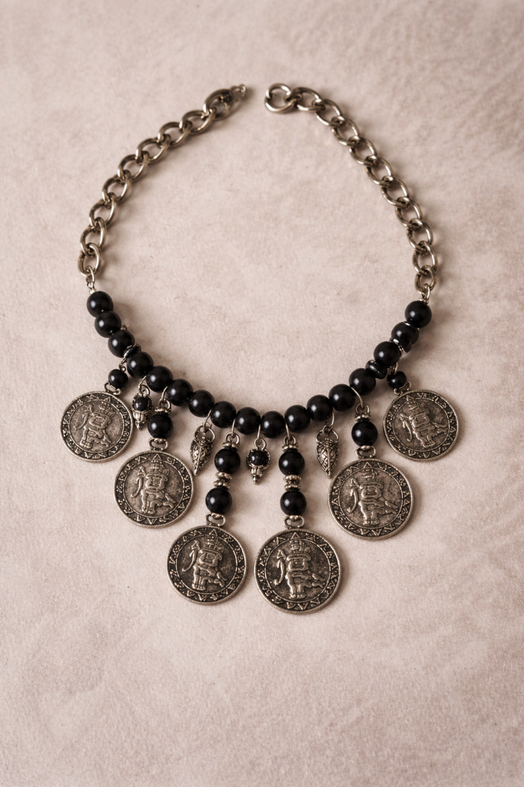 Obsidian Empire – Vintage Statement Kolye