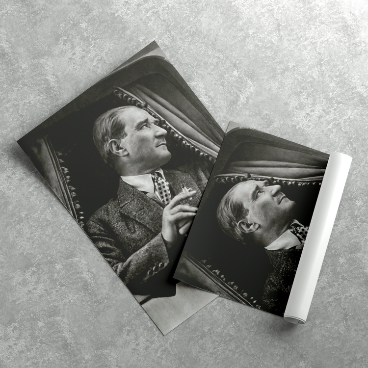 Trendeki Atatürk Posteri