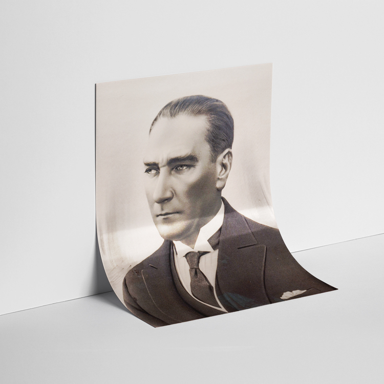 Atatürk Çizim Posteri