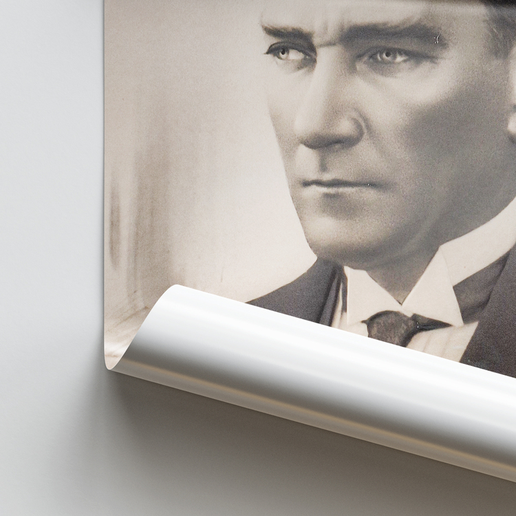 Atatürk Çizim Posteri