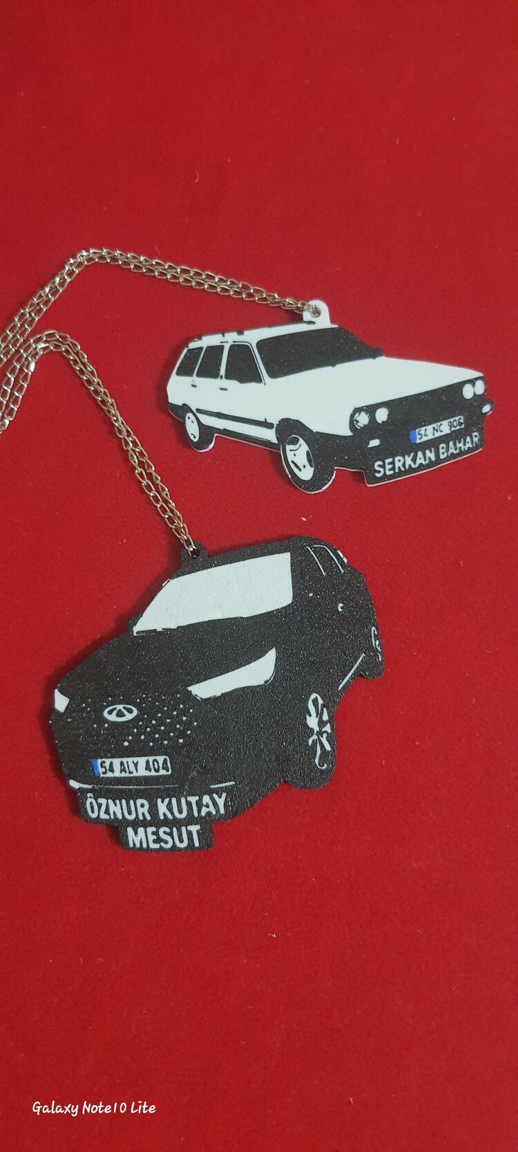 Ayna süsü isimli anahtarlık 