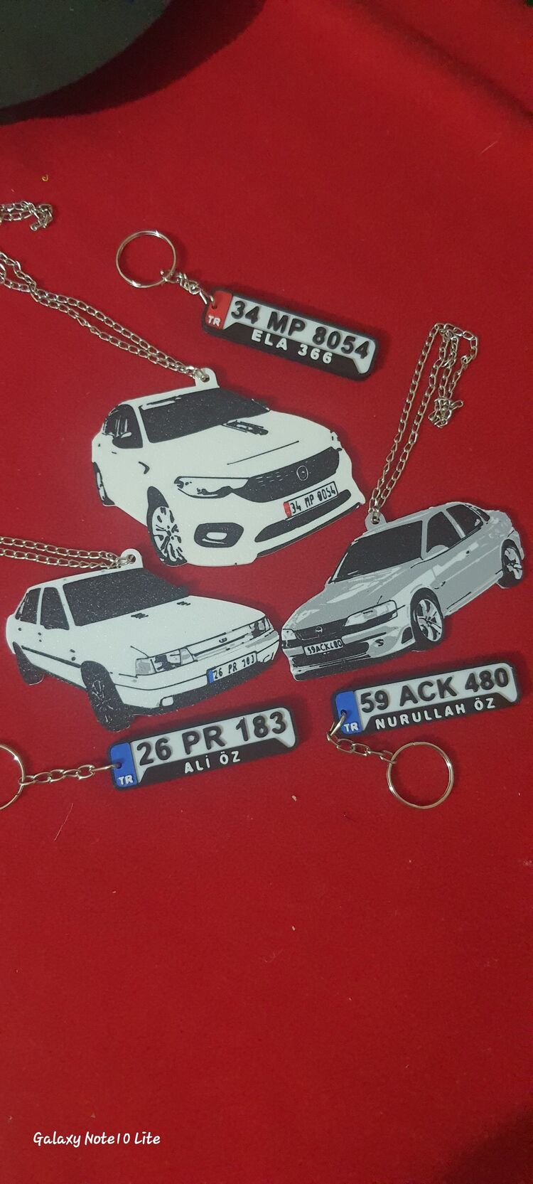 Ayna süsü isimli anahtarlık 