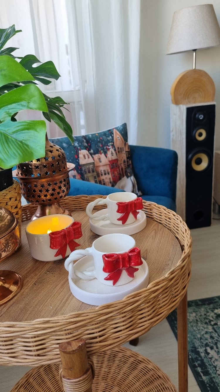 fiyonklu seramik fincan 