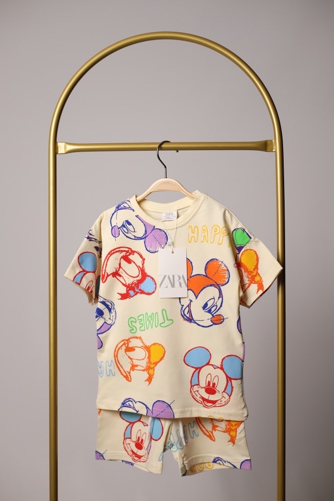 Mickey karakterli yazlık takım 