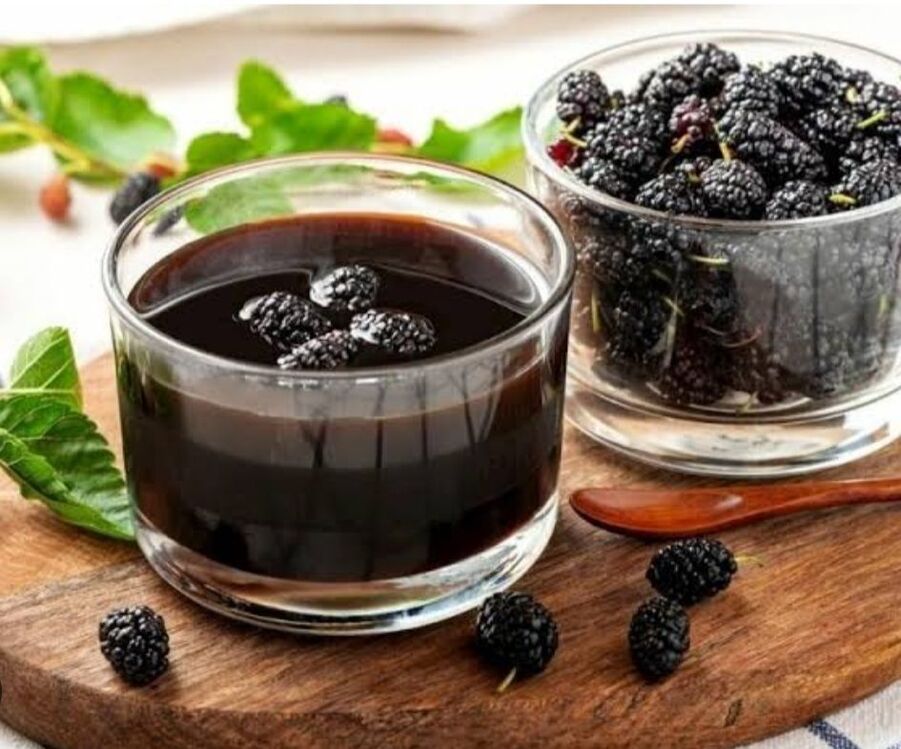  Soğuk Sıkım Karadut Pekmezi Cam Şişede (1 kg)