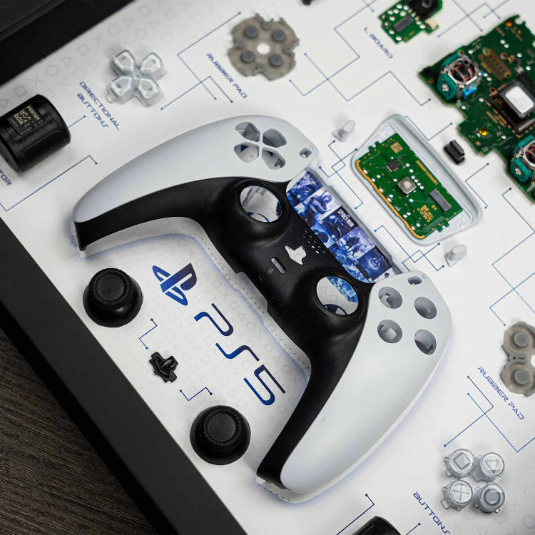Sony PS5 DualSense Controller – Parçalanmış Tasarım Çerçeveli Duvar Tablosu