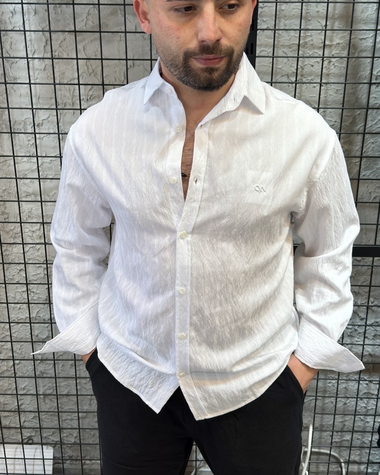 Oversize Çizgi Detaylı Beyaz Gömlek