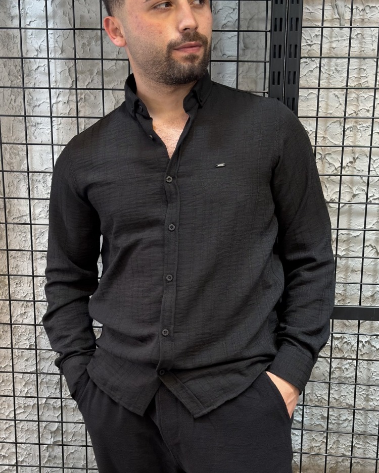 Dokulu Regular Fit Siyah Gömlek