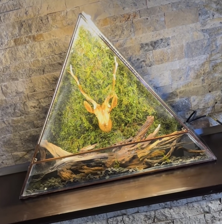 Deer Table