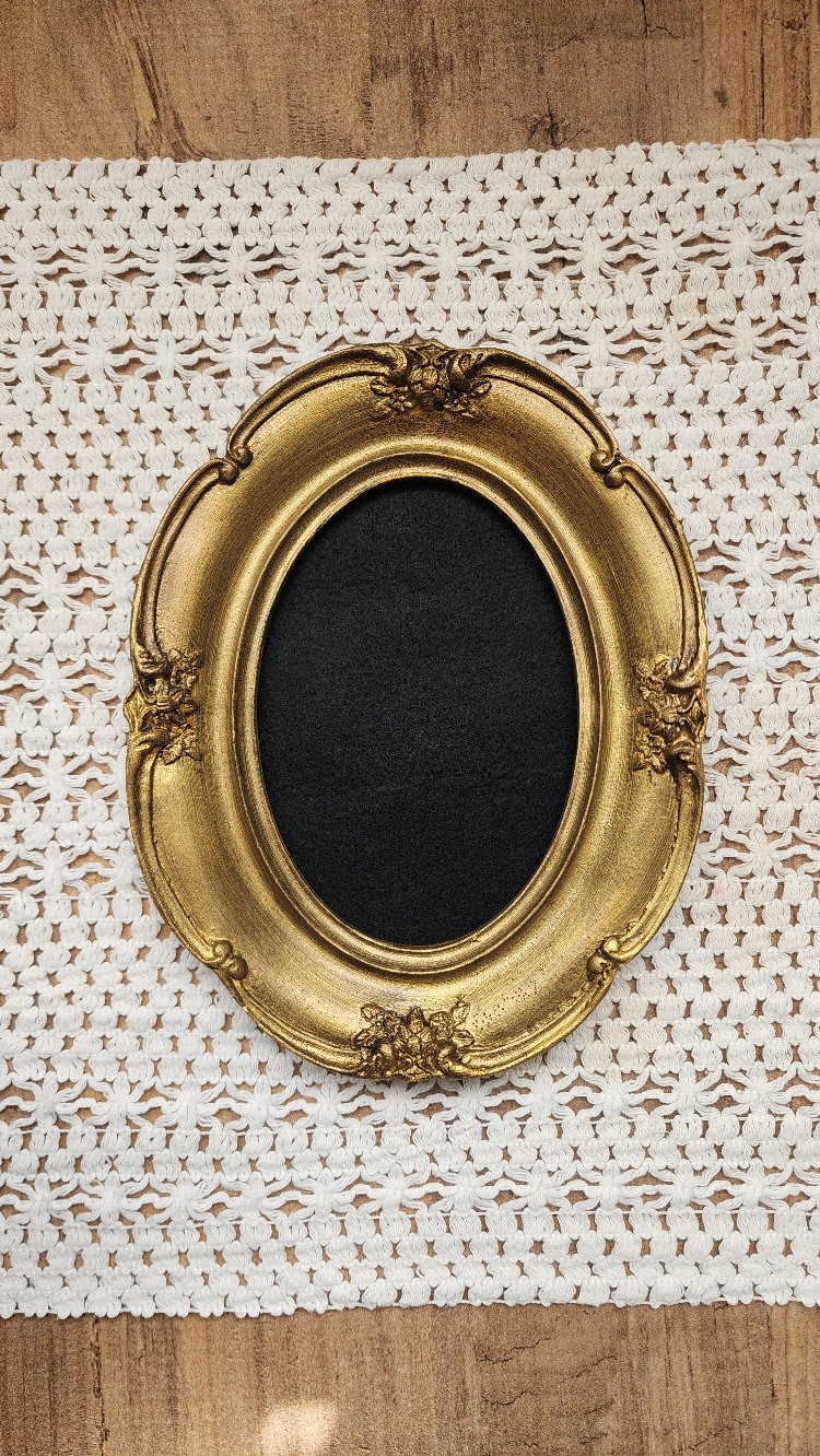 oval çerçeve