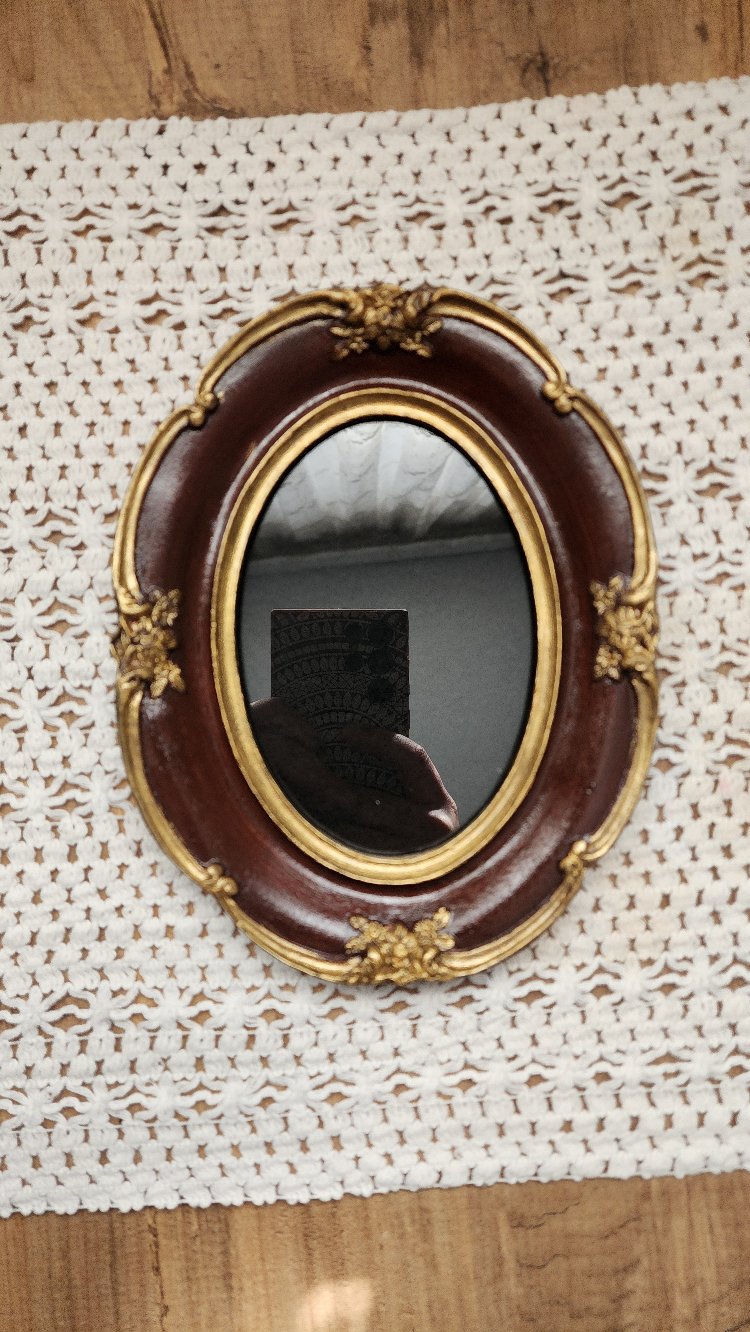 oval çerçeve