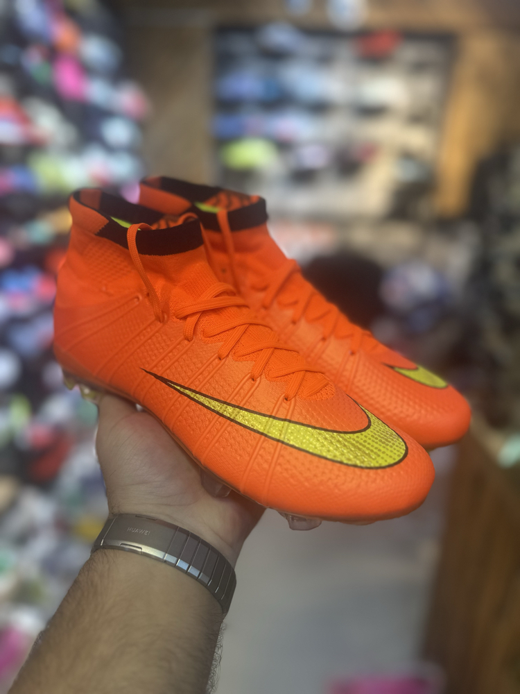 Mercurial CR7