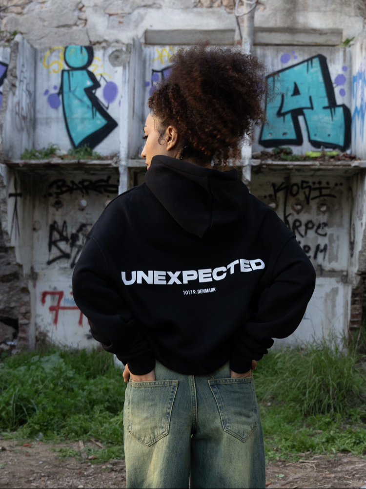 Unexpected | Black Oversize Hoodie