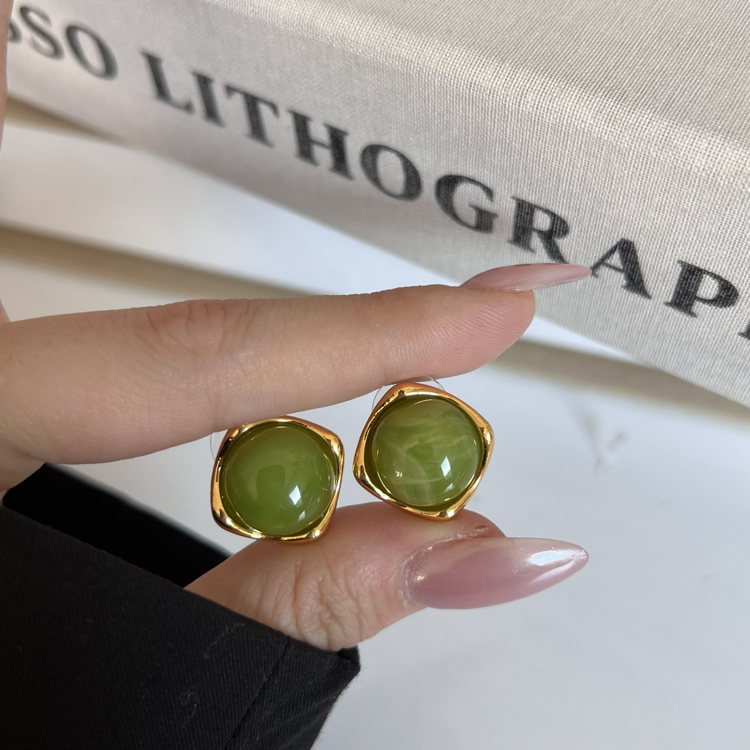Olive Küpe