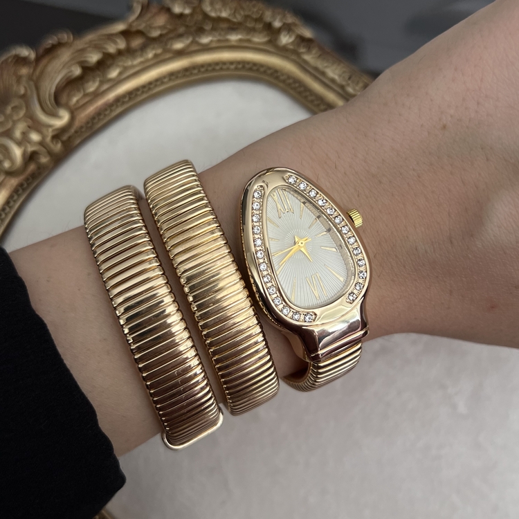 Serpenti Saat