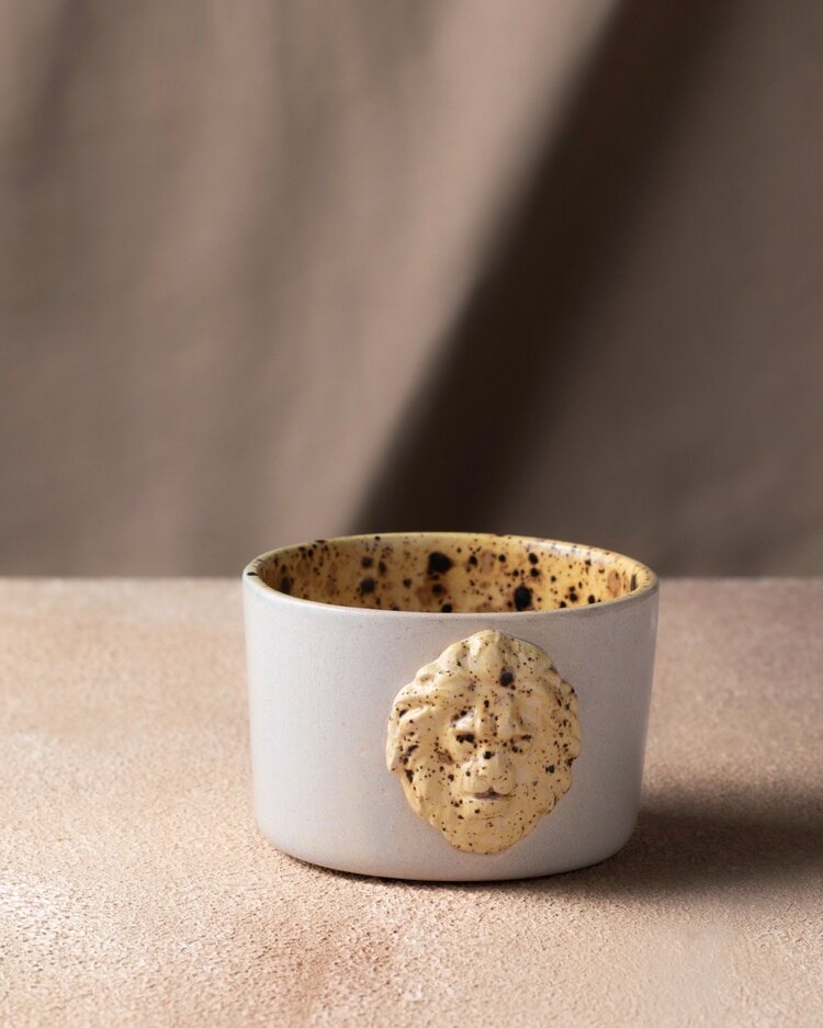 Lion mug light
