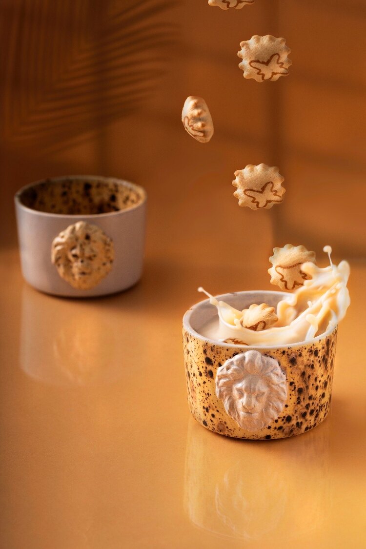 Lion mug light