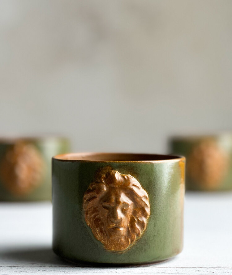 Lion mug