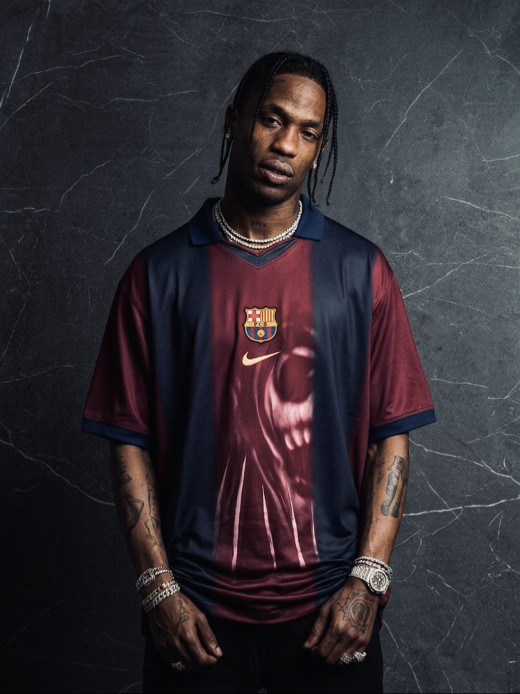 BARÇA TRAVİS SCOTT OVERSİZE T-SHİRT