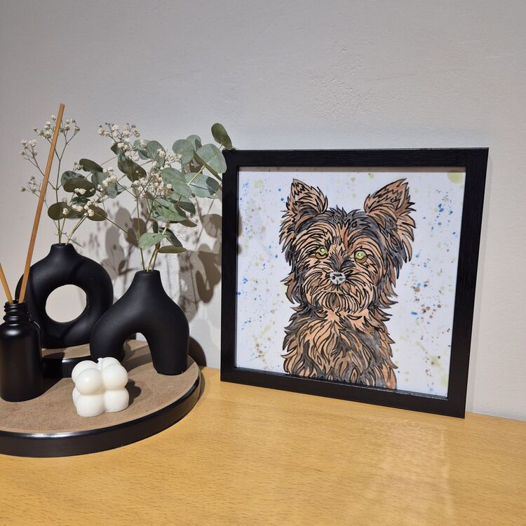 El Yapımı Yorkshire Terrier Köpek Figürlü Seramik Karo Tablo + Siyah Çerçeve