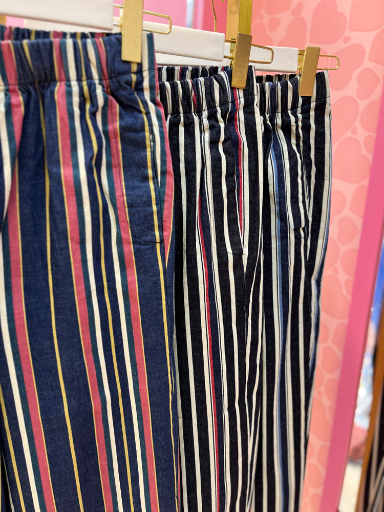 Beli lastikli çizgili pantolon