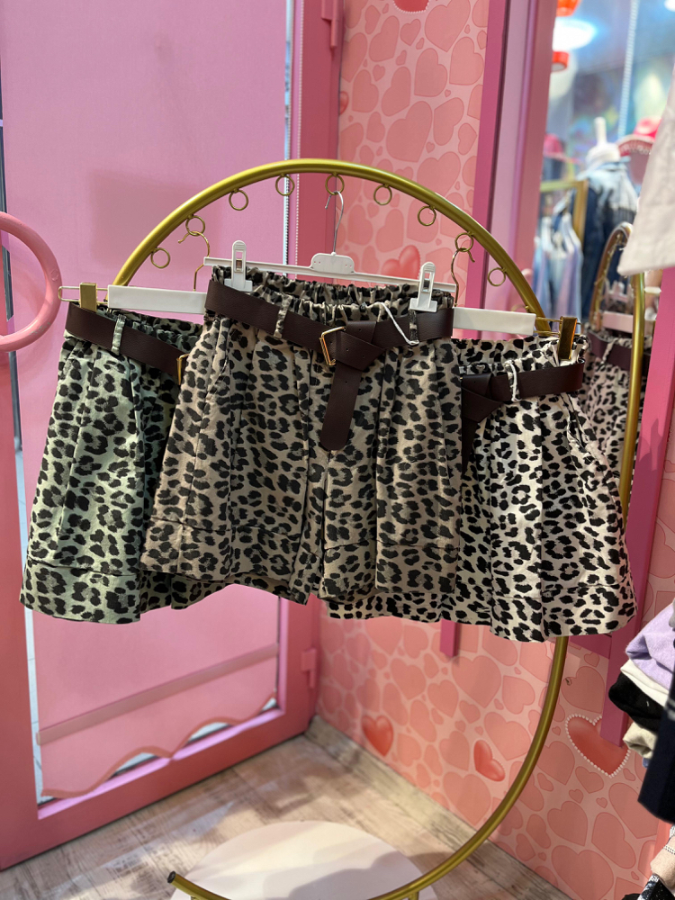 Leopar desen ithal koton şort