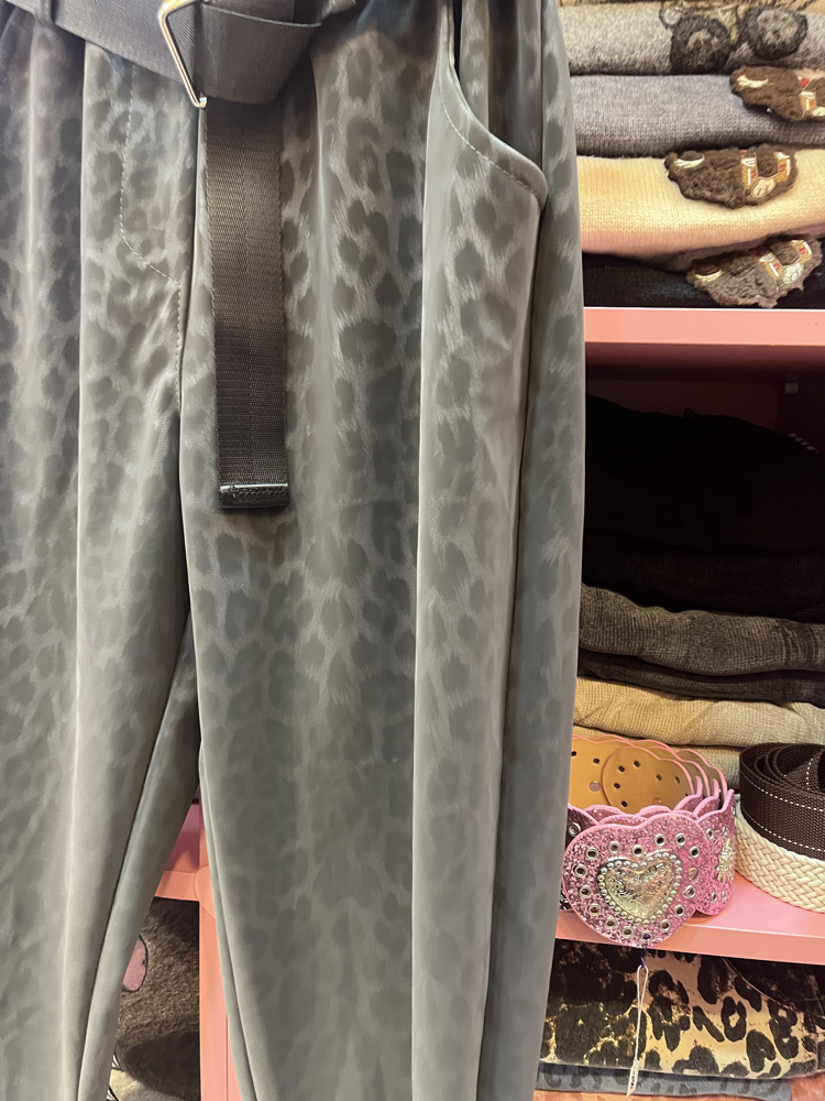 İtalyan güderi leopar desen pantolon