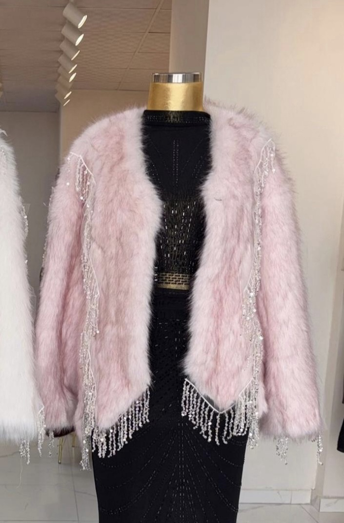 Pembe taş püskül detaylı peluş kürk